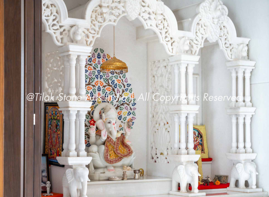 Jali Screens in a Marble Temple: How Pierced Stone Handles Light and Air